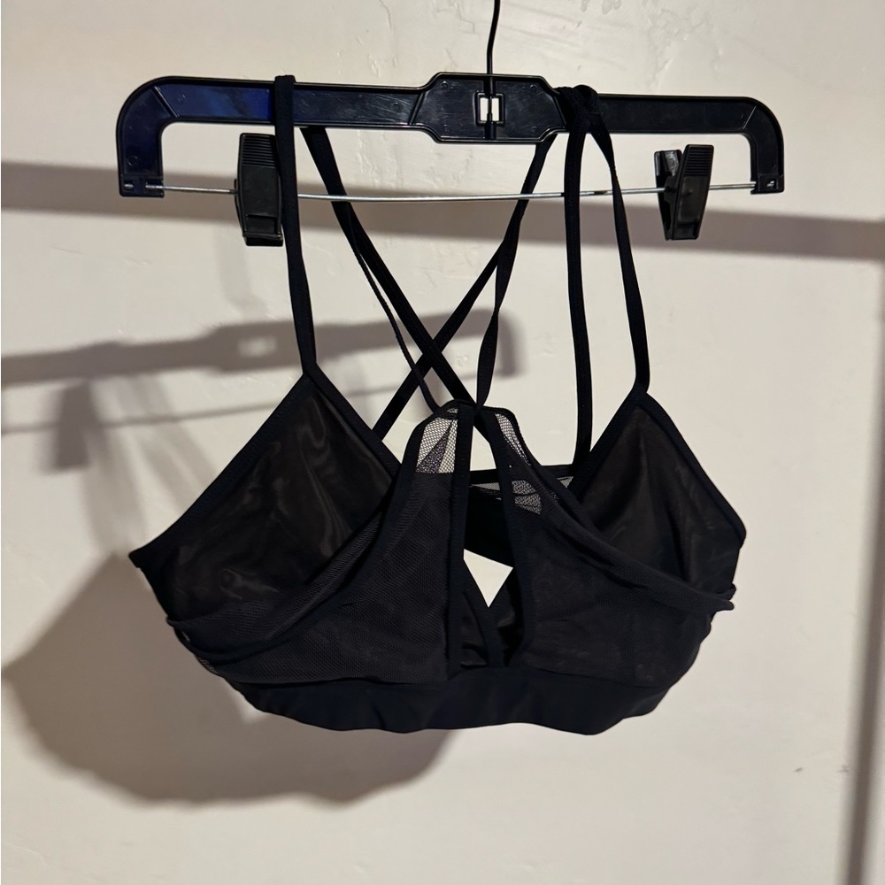 Alo sports bra